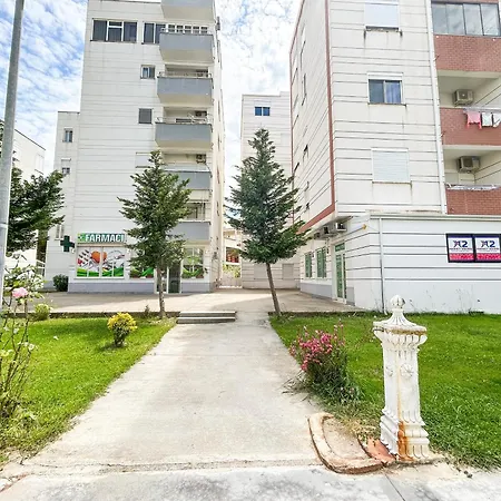 Qerret 647 Appartement